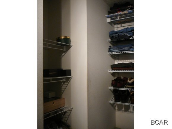 Brittany Woods Park - Residential Lease