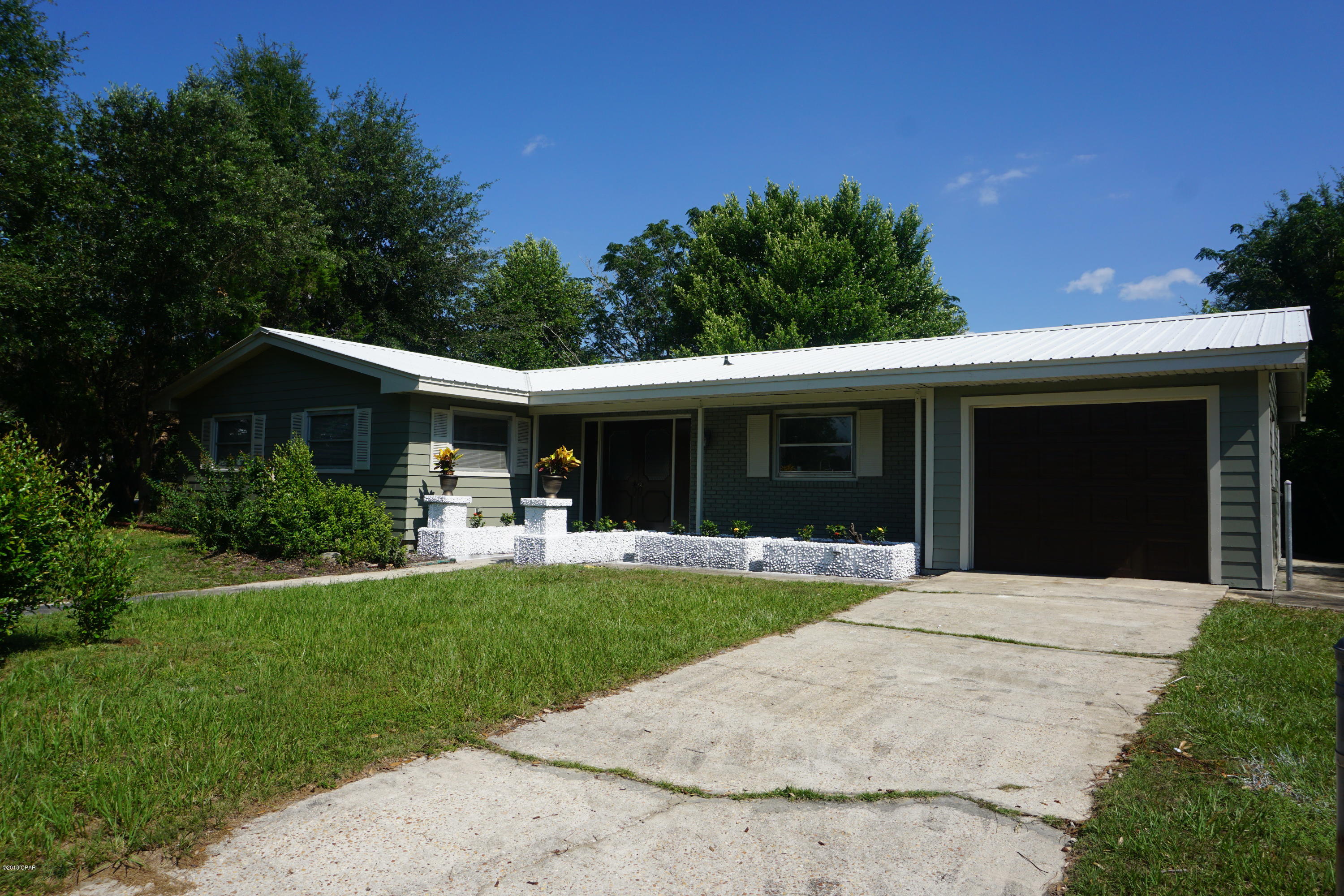 Sunny Hills Unit 4 - Residential