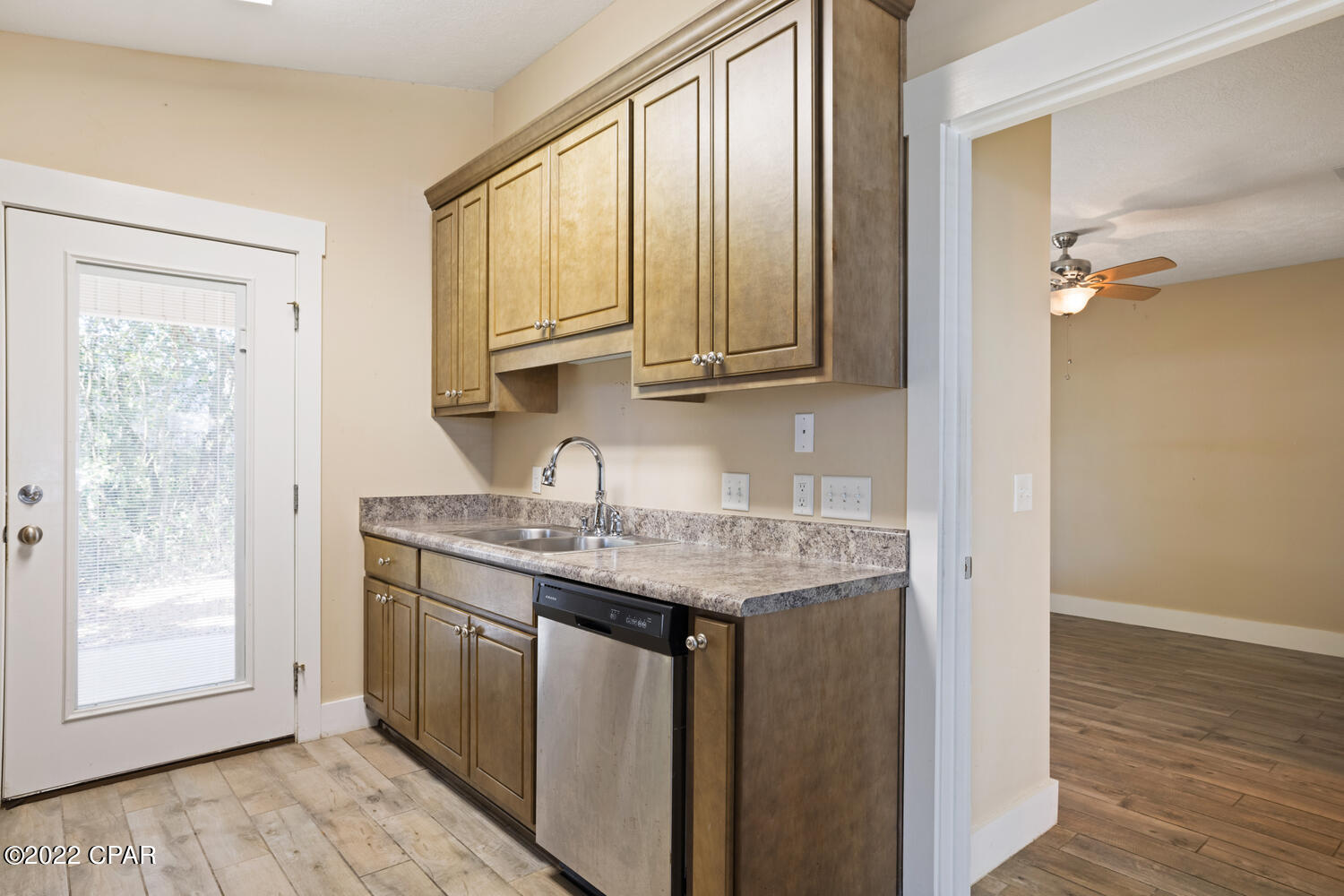 Laguna Beach Estates 7th Add - Residential