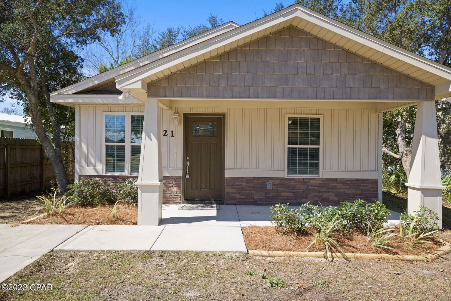 Laguna Beach Estates 7th Add - Residential