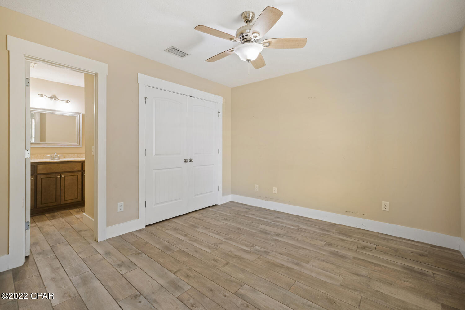 Laguna Beach Estates 7th Add - Residential