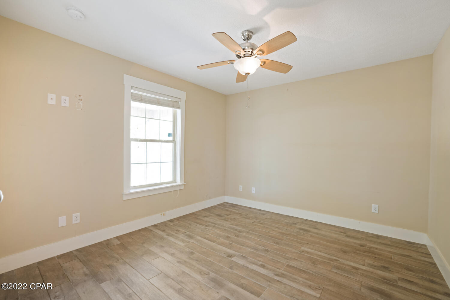 Laguna Beach Estates 7th Add - Residential