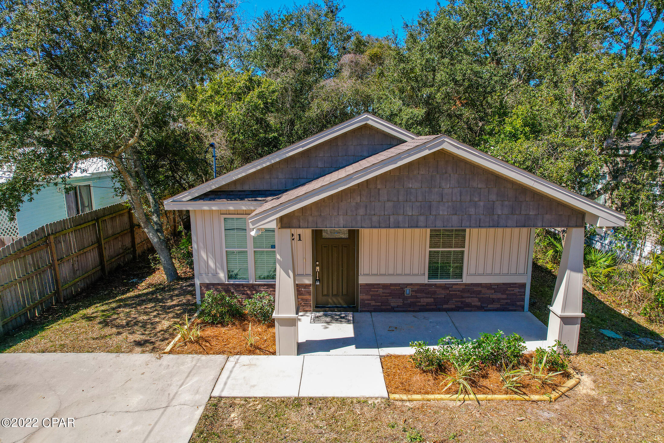 Laguna Beach Estates 7th Add - Residential