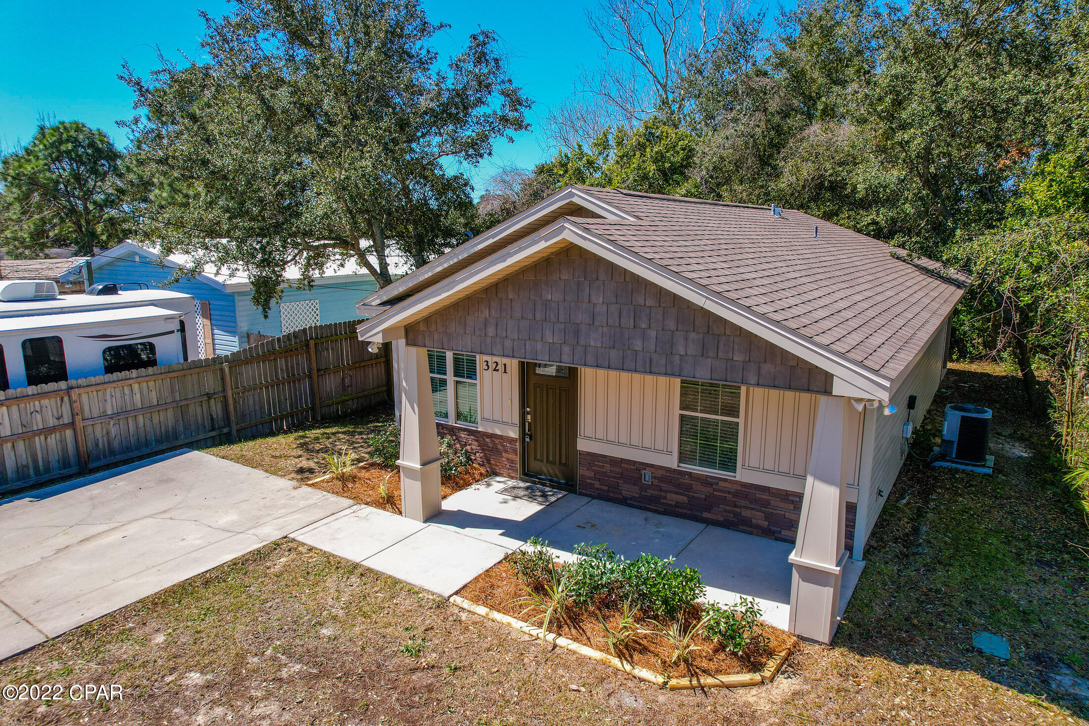 Laguna Beach Estates 7th Add - Residential