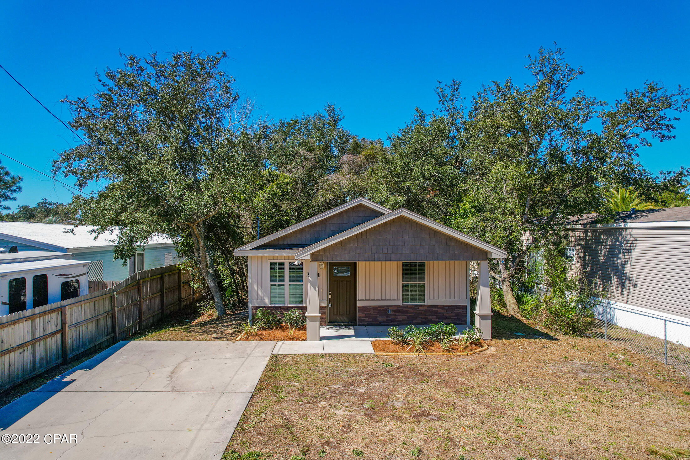 Laguna Beach Estates 7th Add - Residential