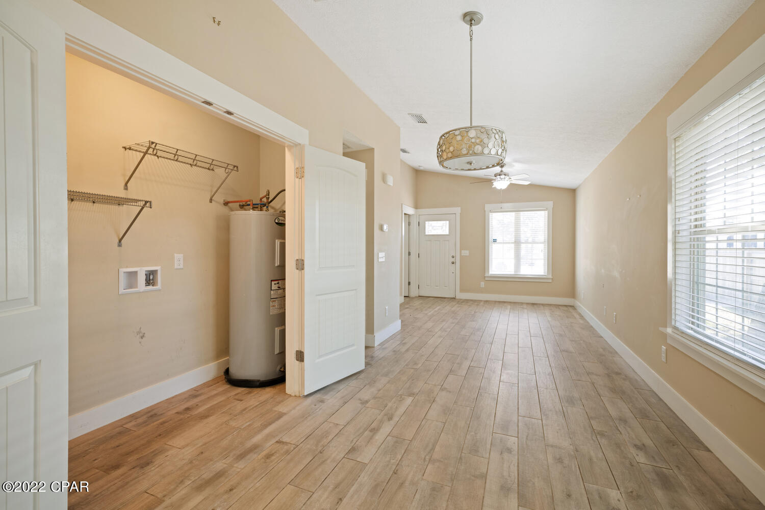 Laguna Beach Estates 7th Add - Residential