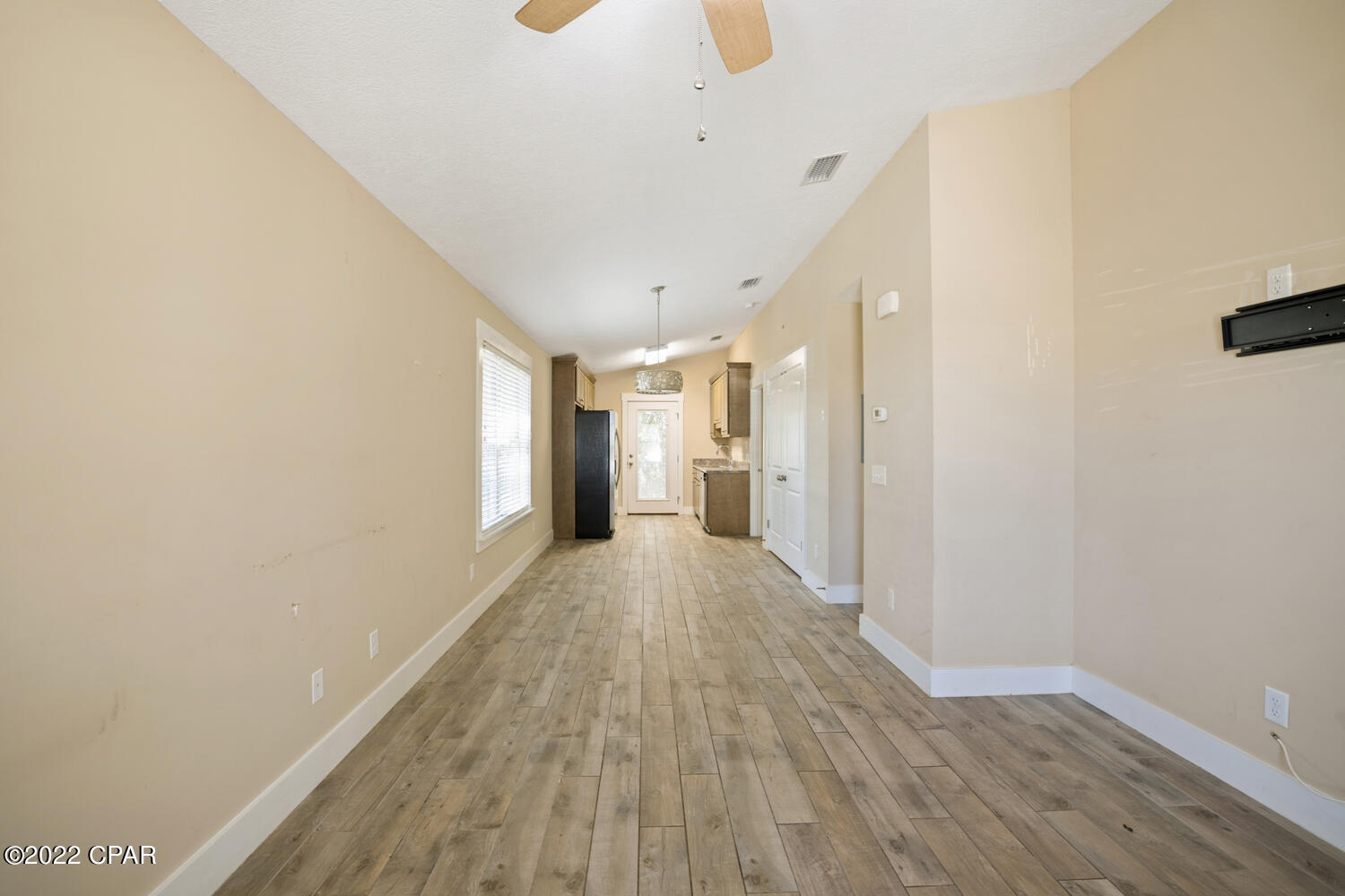 Laguna Beach Estates 7th Add - Residential