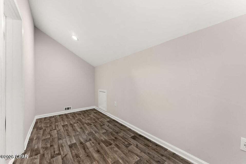 [No Recorded Subdiv] - Residential Lease