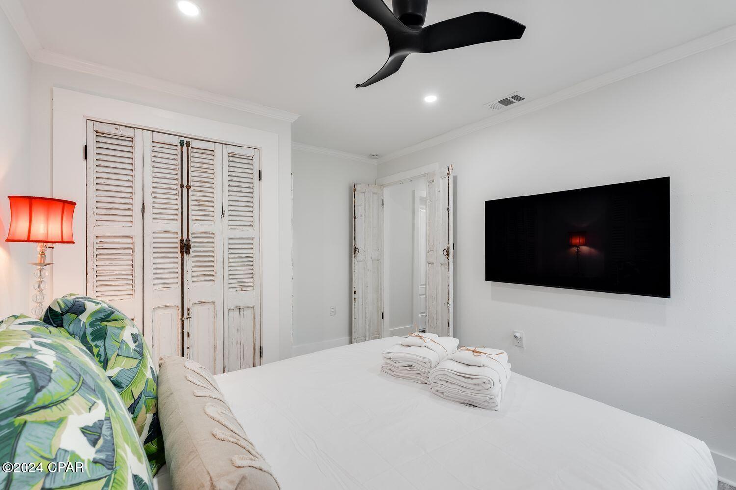 Gulf Shore Manor - Residential