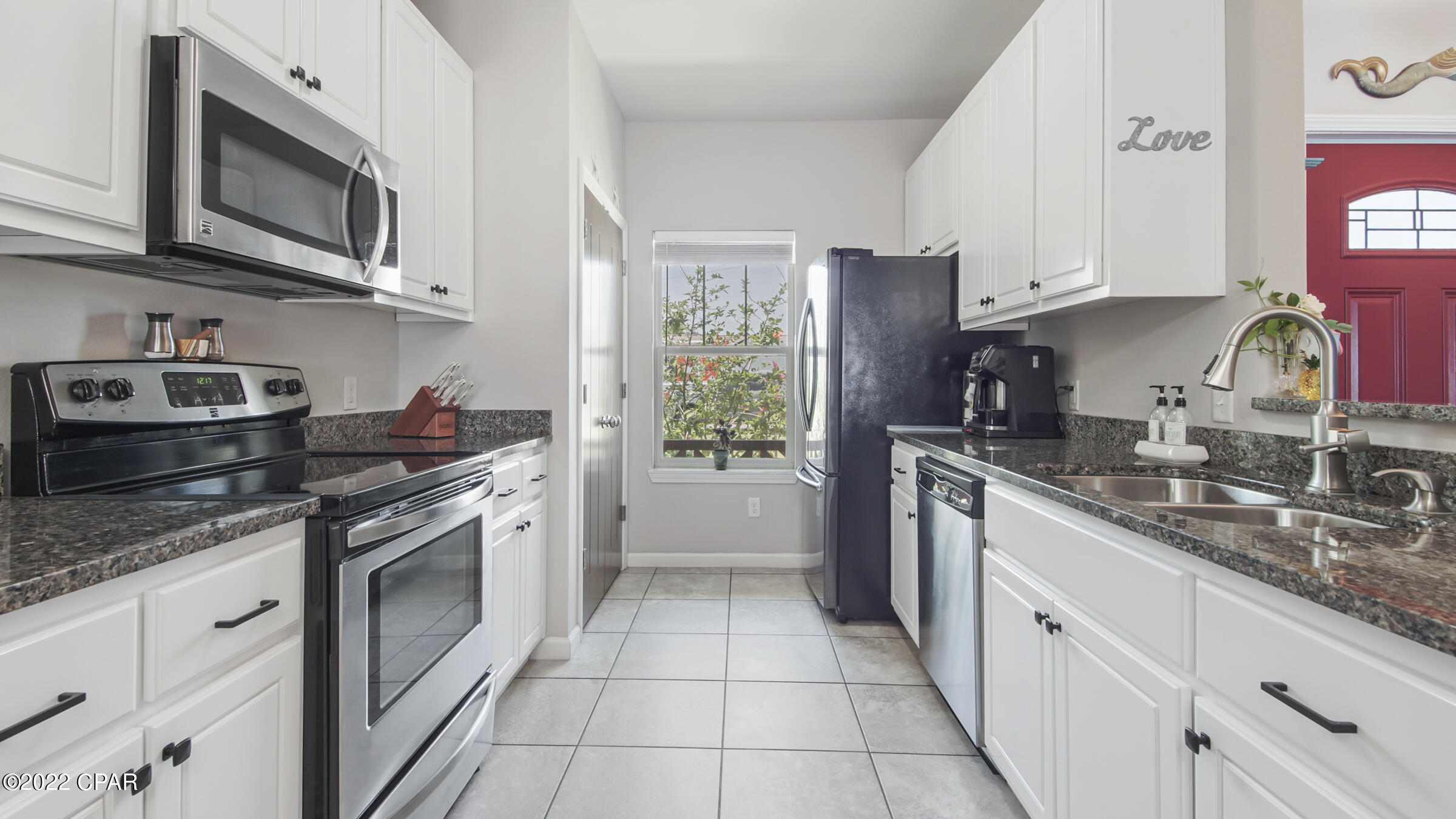 Gardenia Beach - Residential