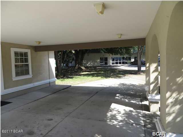 Kings Point - Commercial Sale