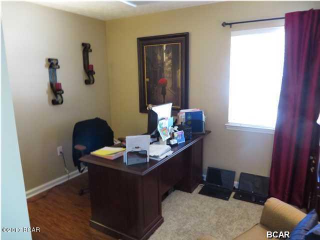 Kings Point - Commercial Sale