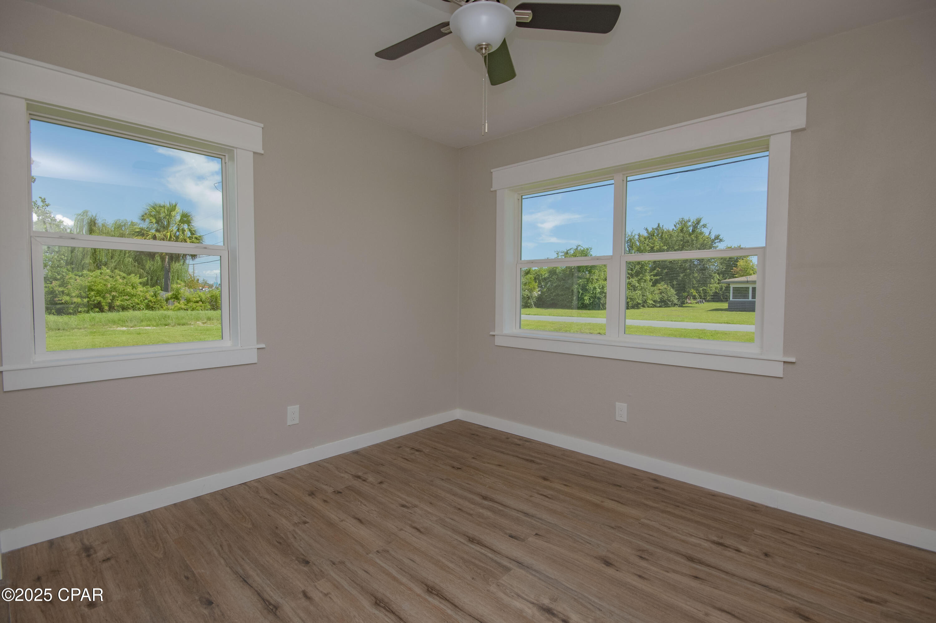 Pretty Bayou Hts 2nd - Residential