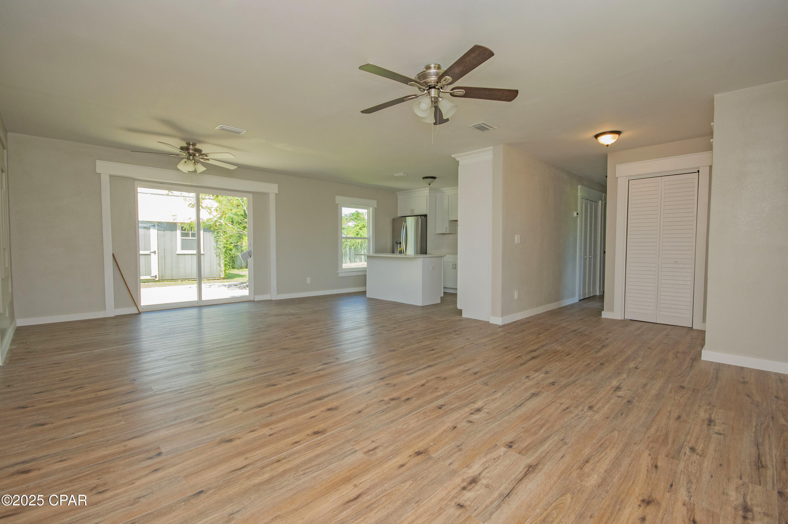 Pretty Bayou Hts 2nd - Residential