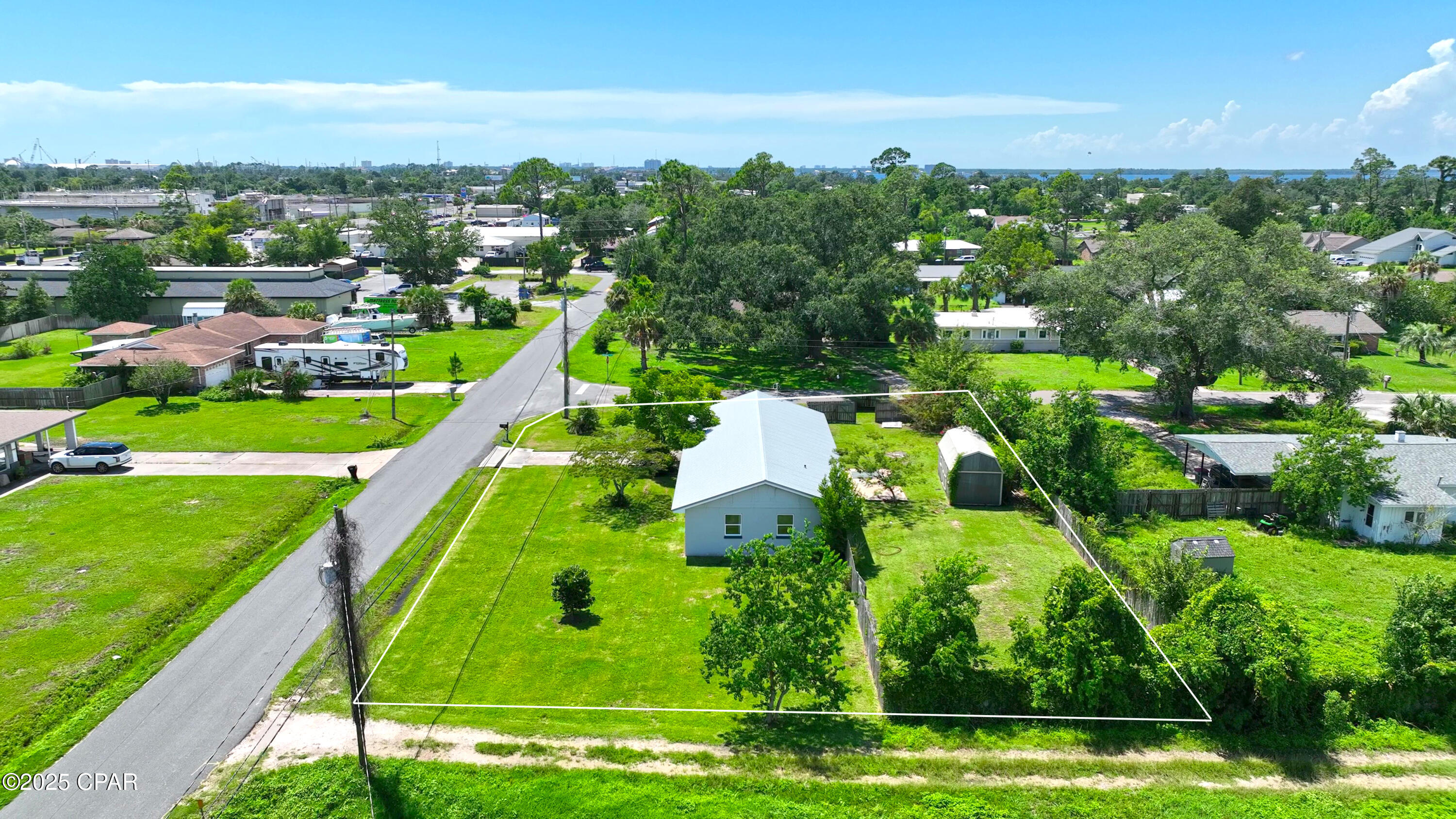 Pretty Bayou Hts 2nd - Residential