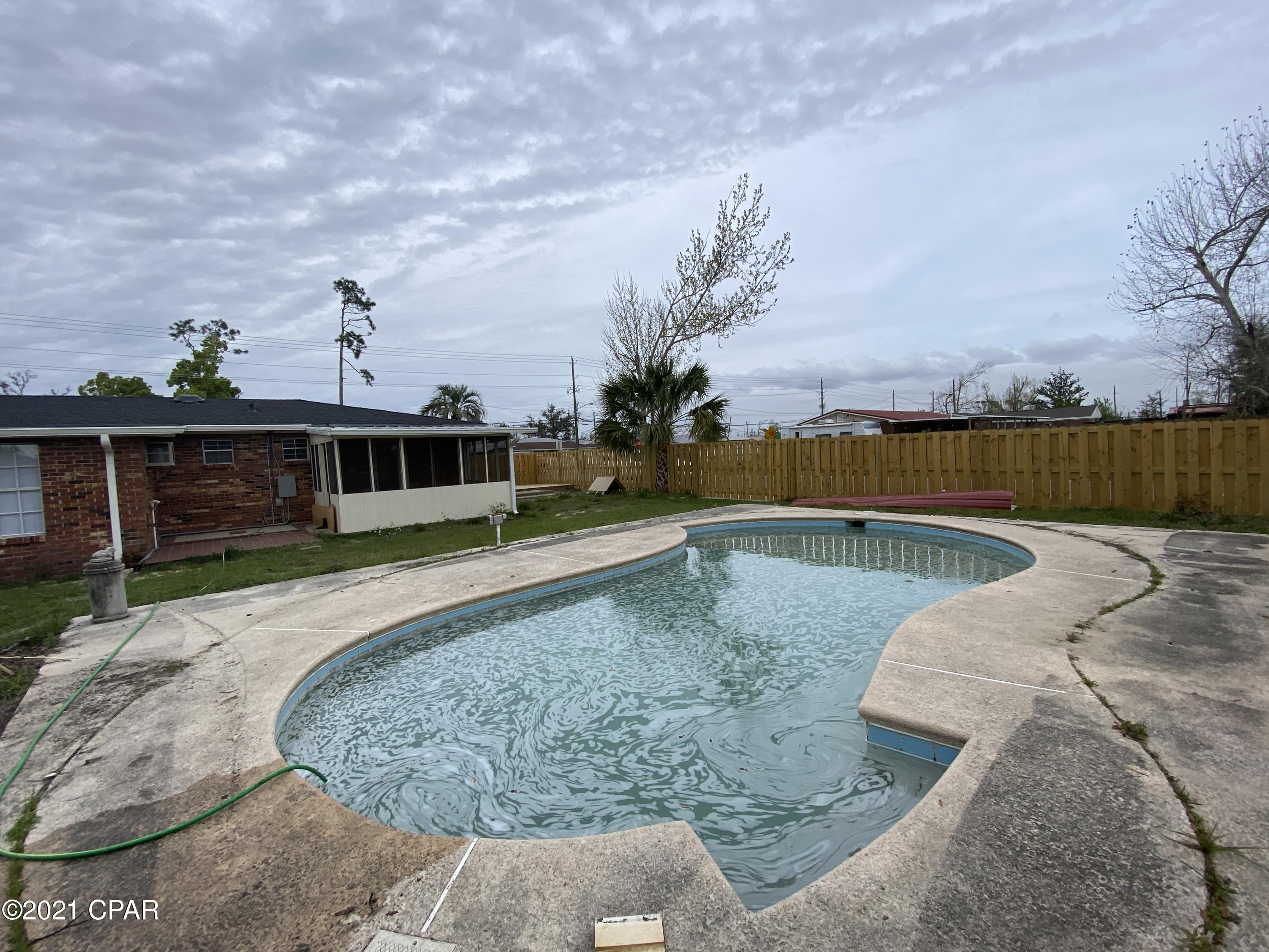 Lannie Rowe Lake Estates U-6 - Residential