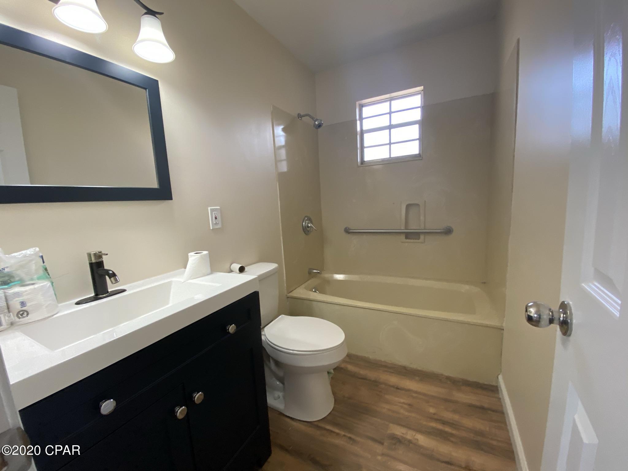 Lannie Rowe Lake Estates U-6 - Residential