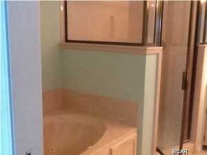 Harbor Breeze - Residential