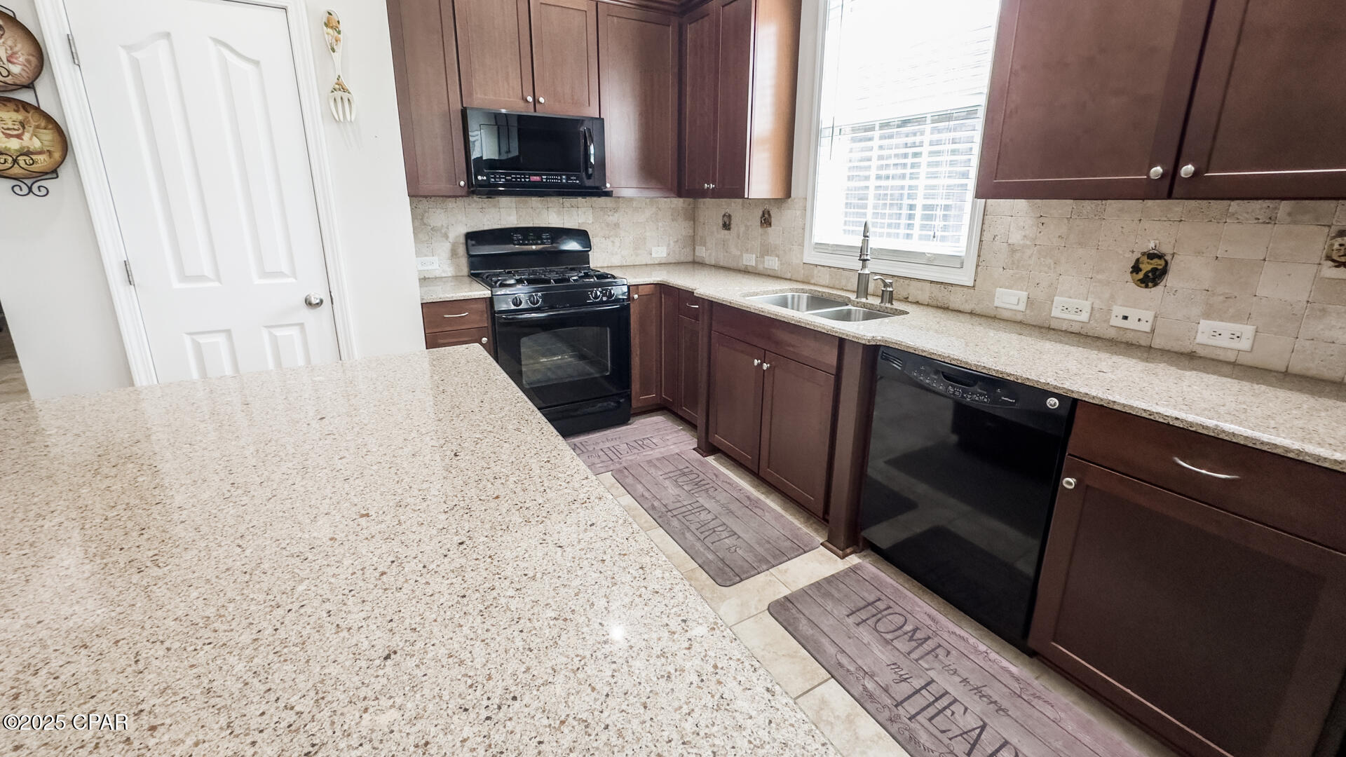 Hawks Landing - Residential