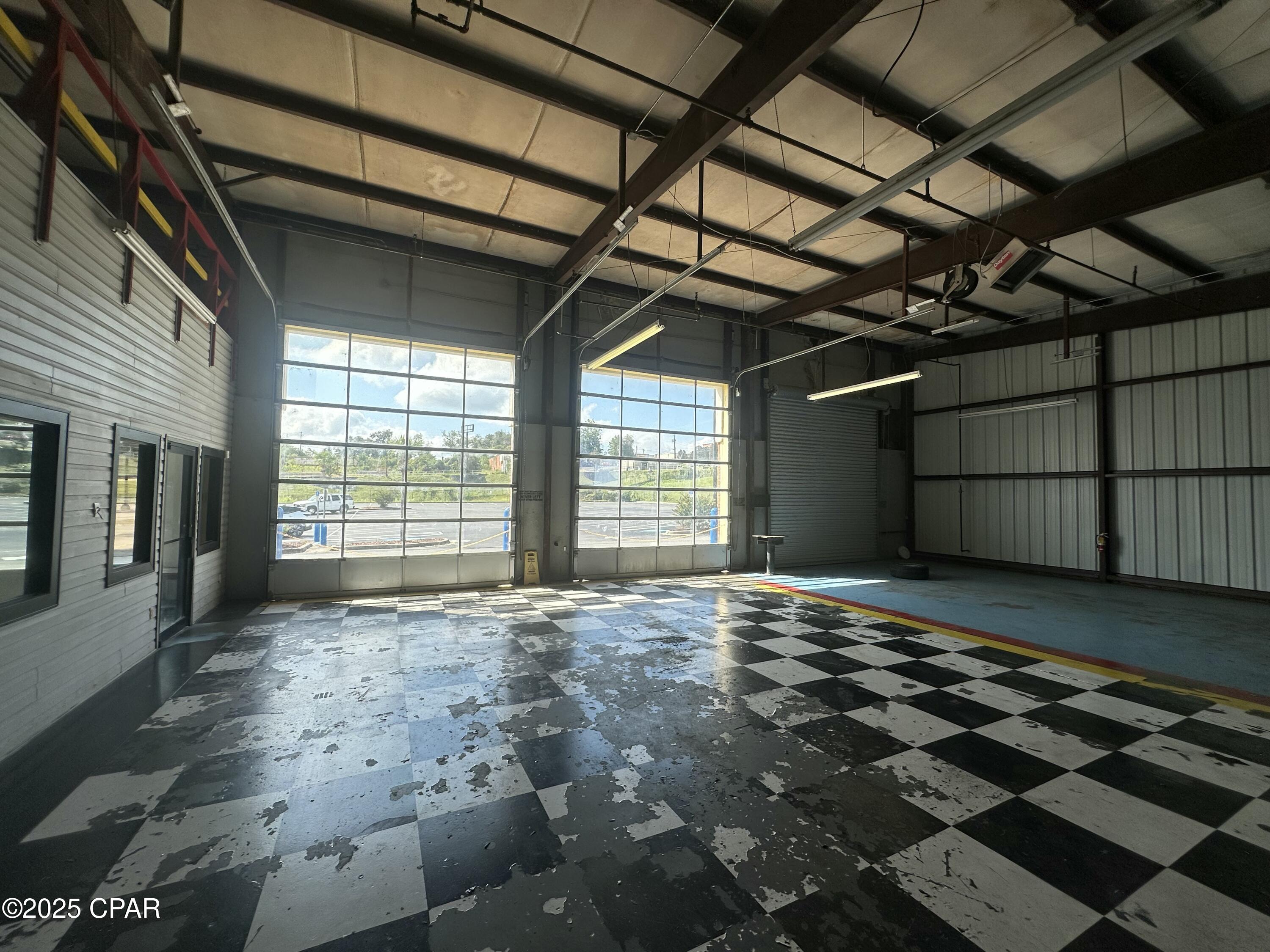 No Named Subdivision - Commercial Lease