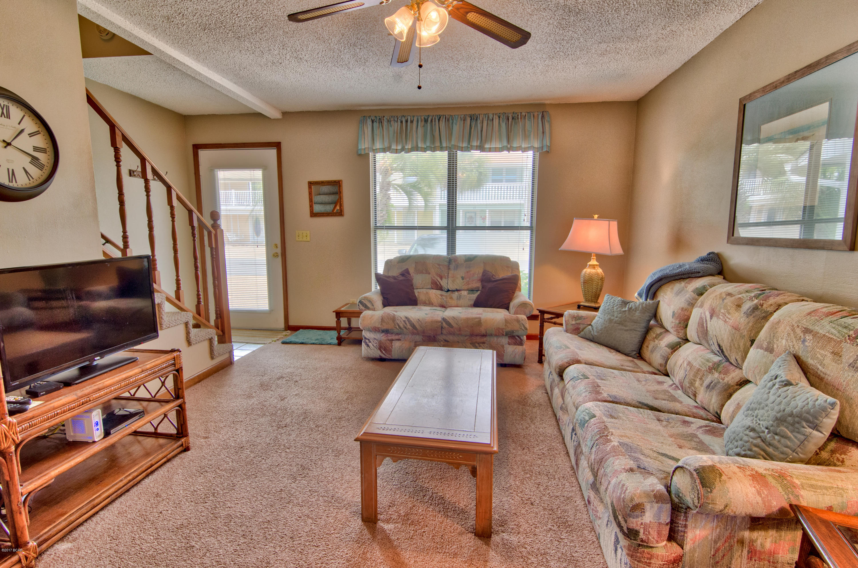 Villa Chateaus - Residential