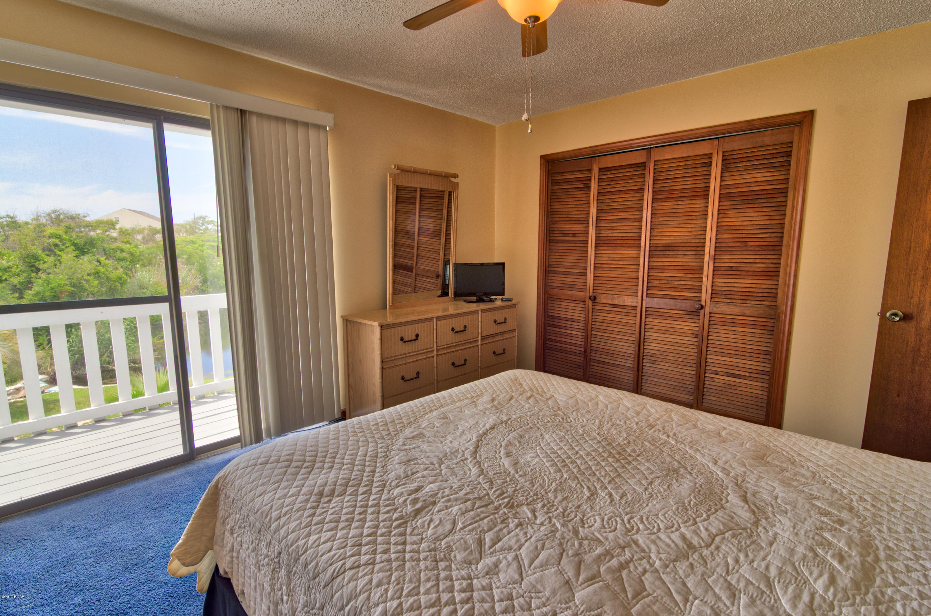 Villa Chateaus - Residential