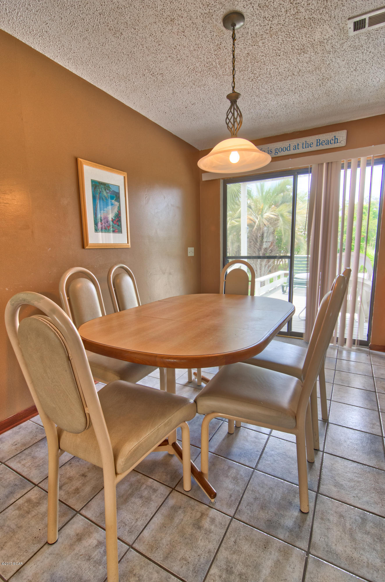 Villa Chateaus - Residential