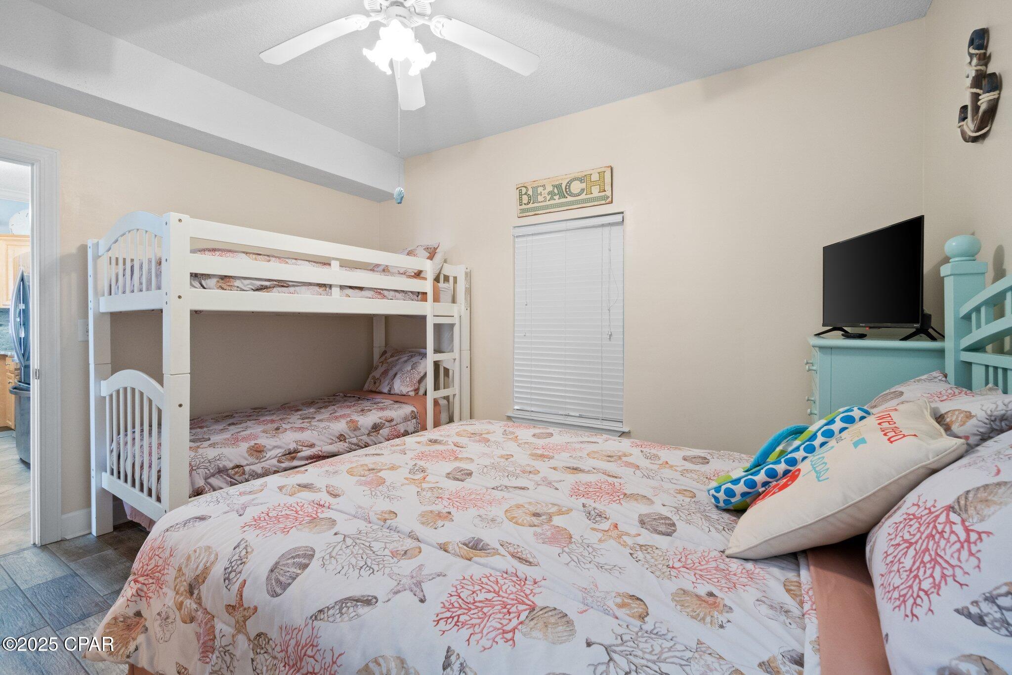 Tropic Winds - Residential