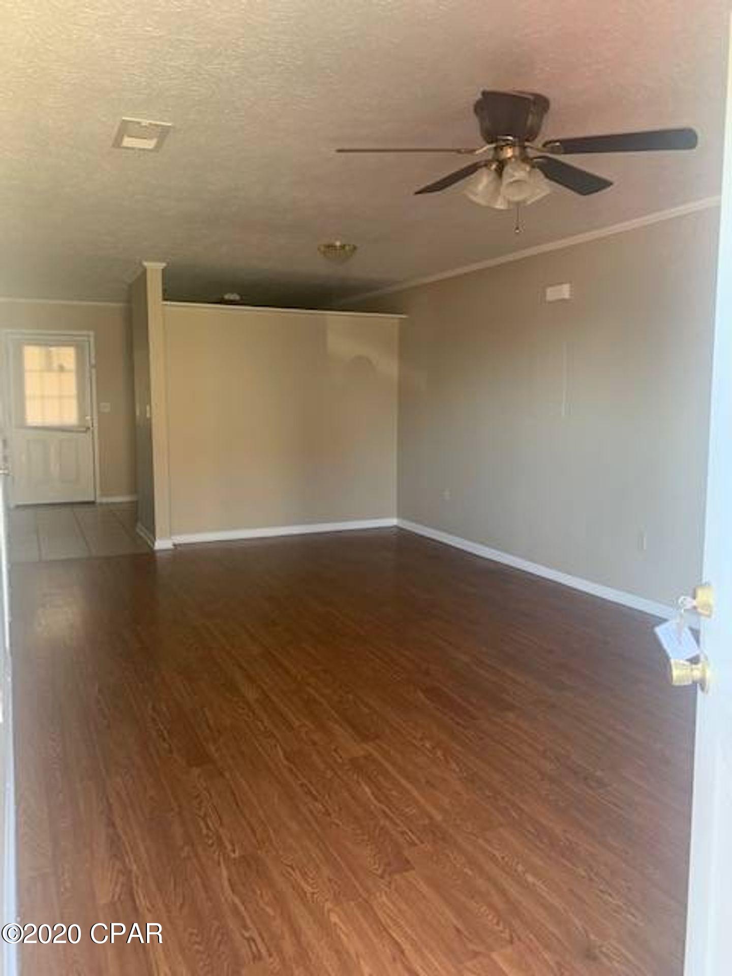 [No Recorded Subdiv] - Residential Lease