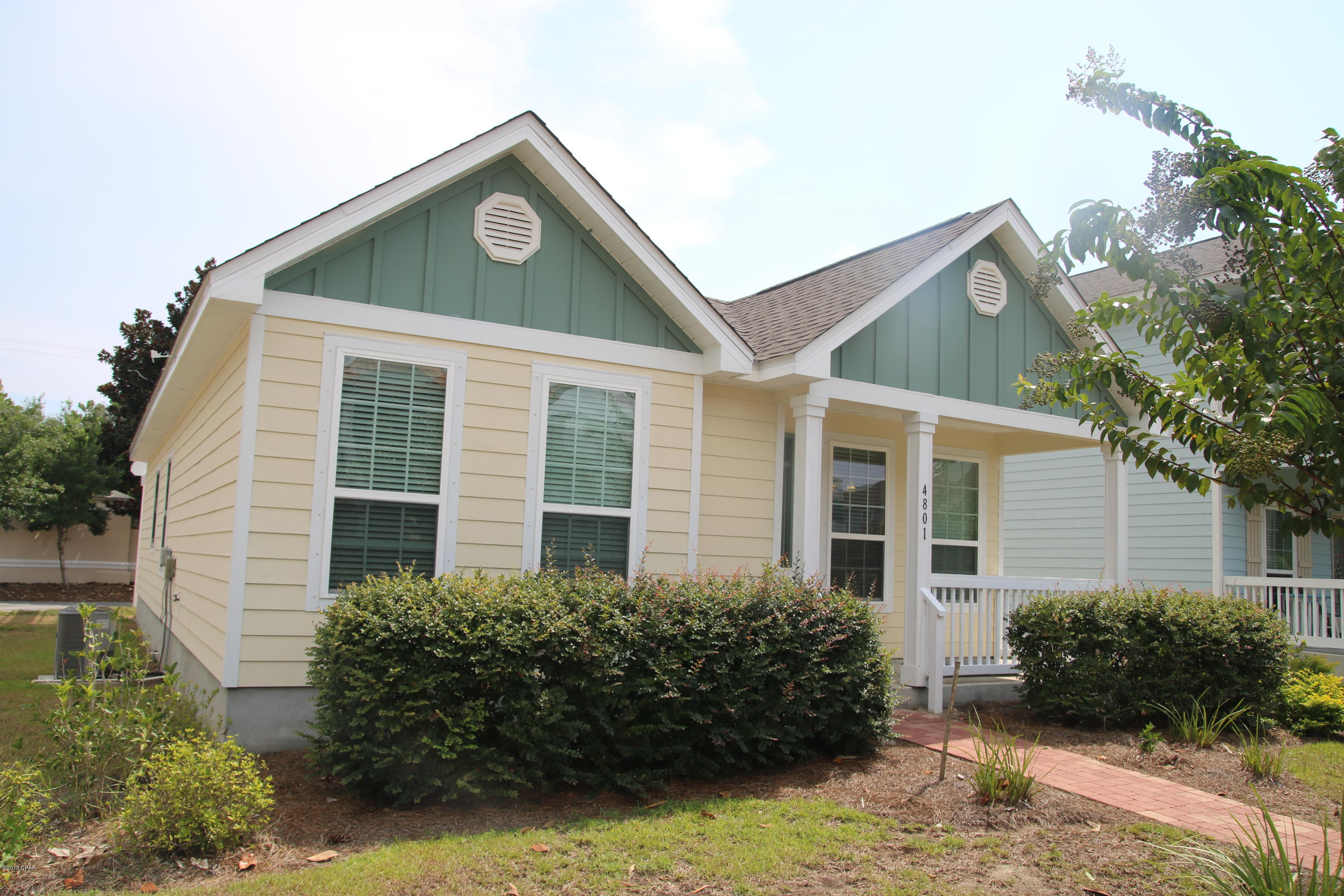 Magnolia Bay Club - Residential