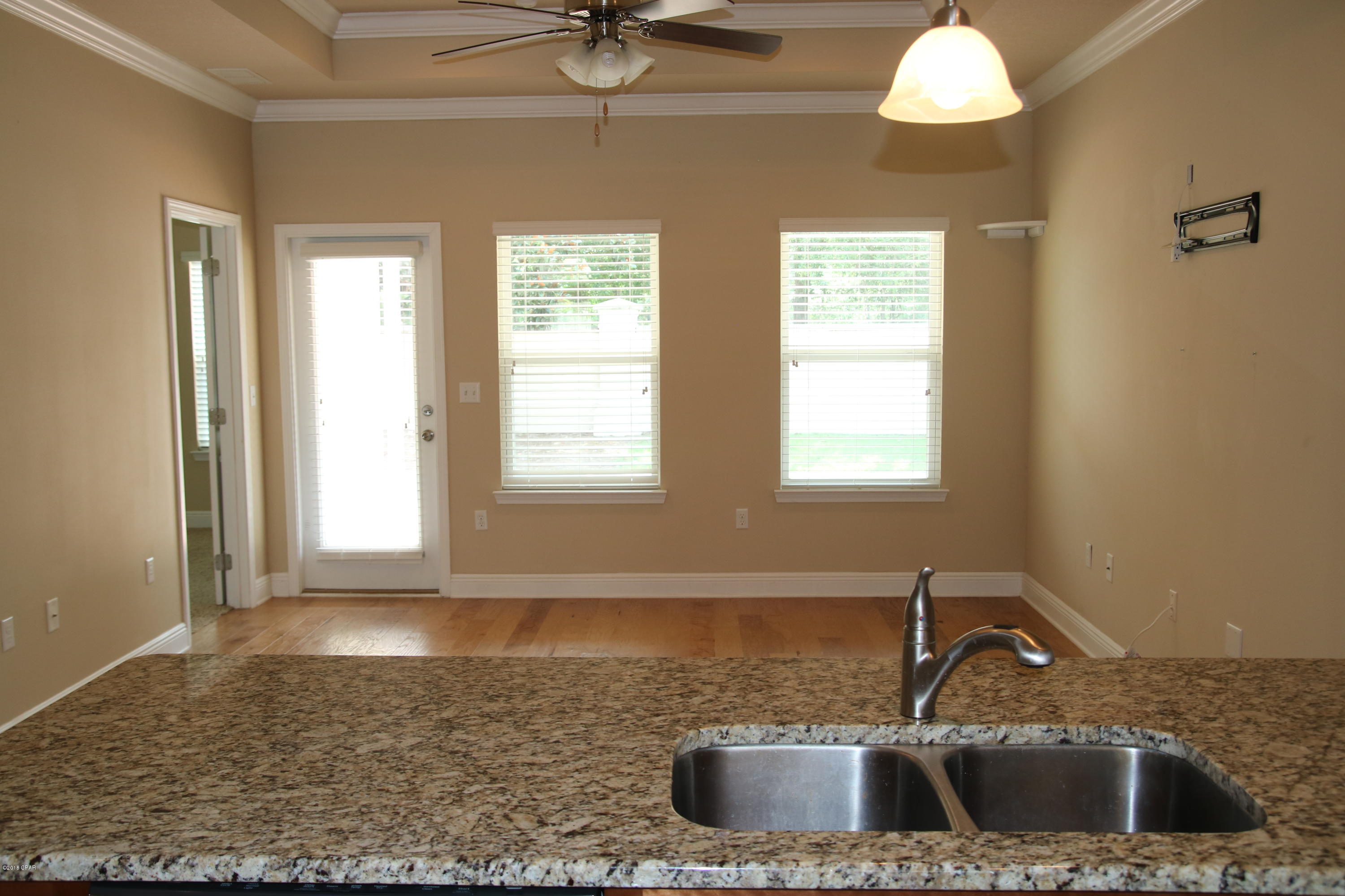 Magnolia Bay Club - Residential