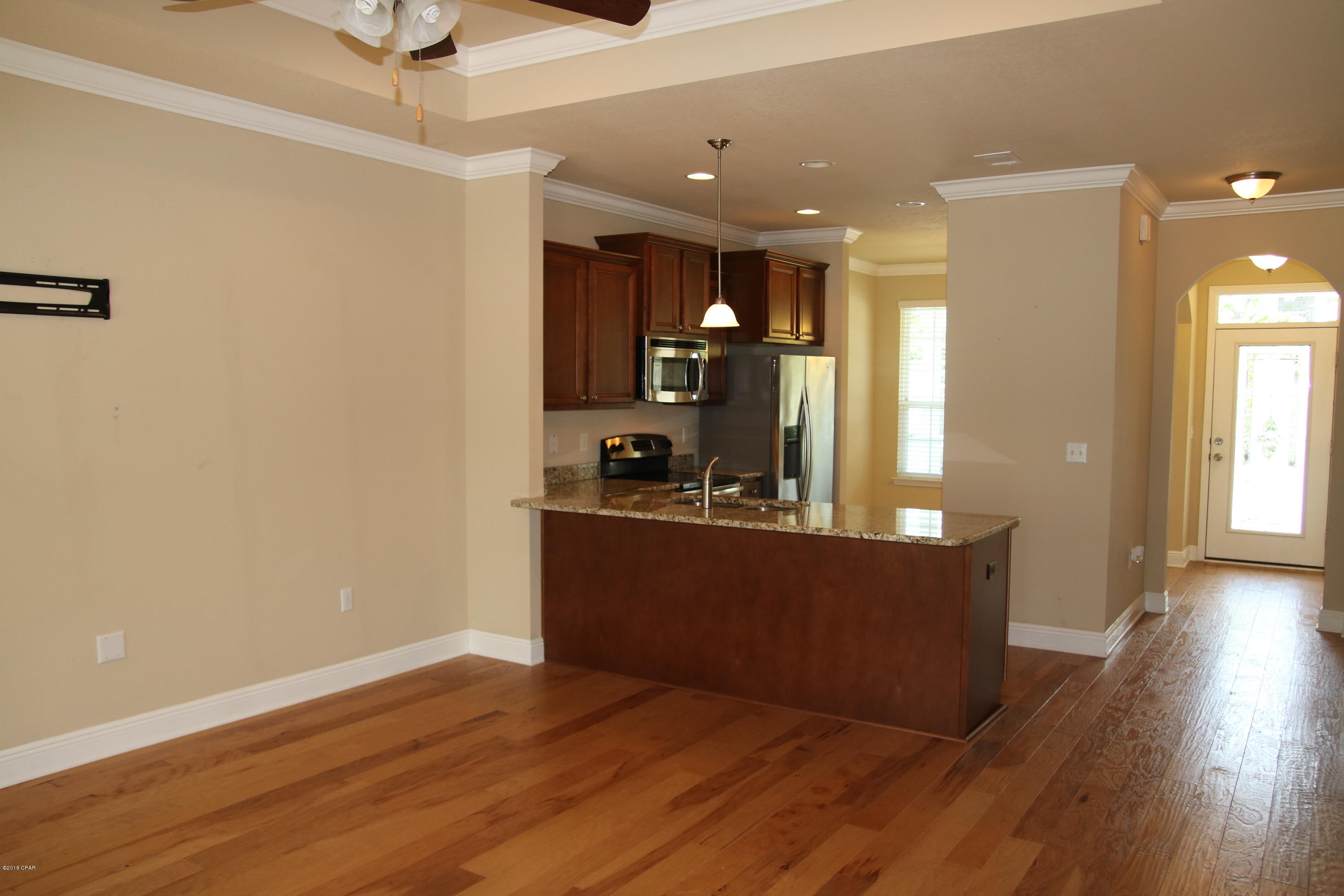 Magnolia Bay Club - Residential