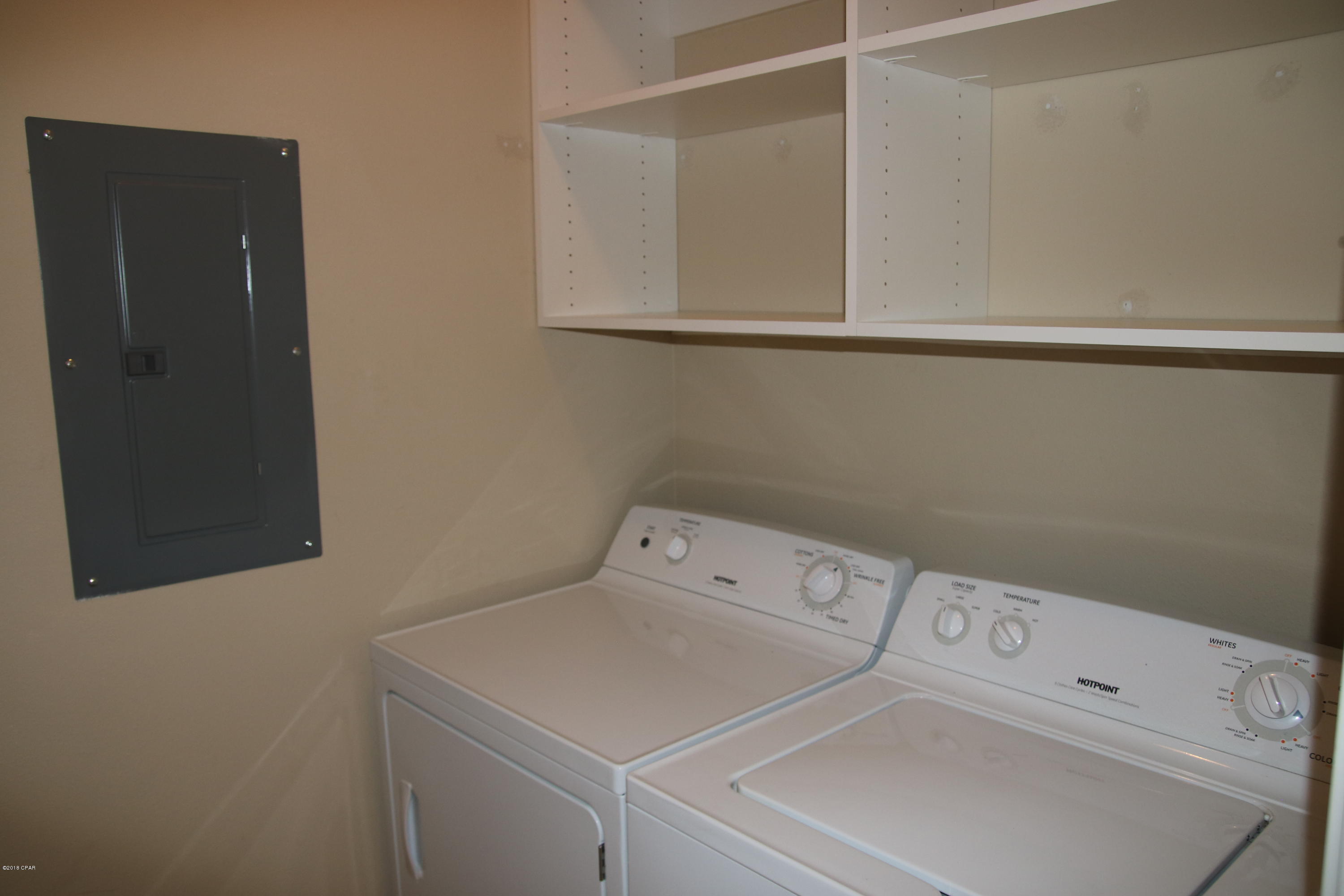 Magnolia Bay Club - Residential