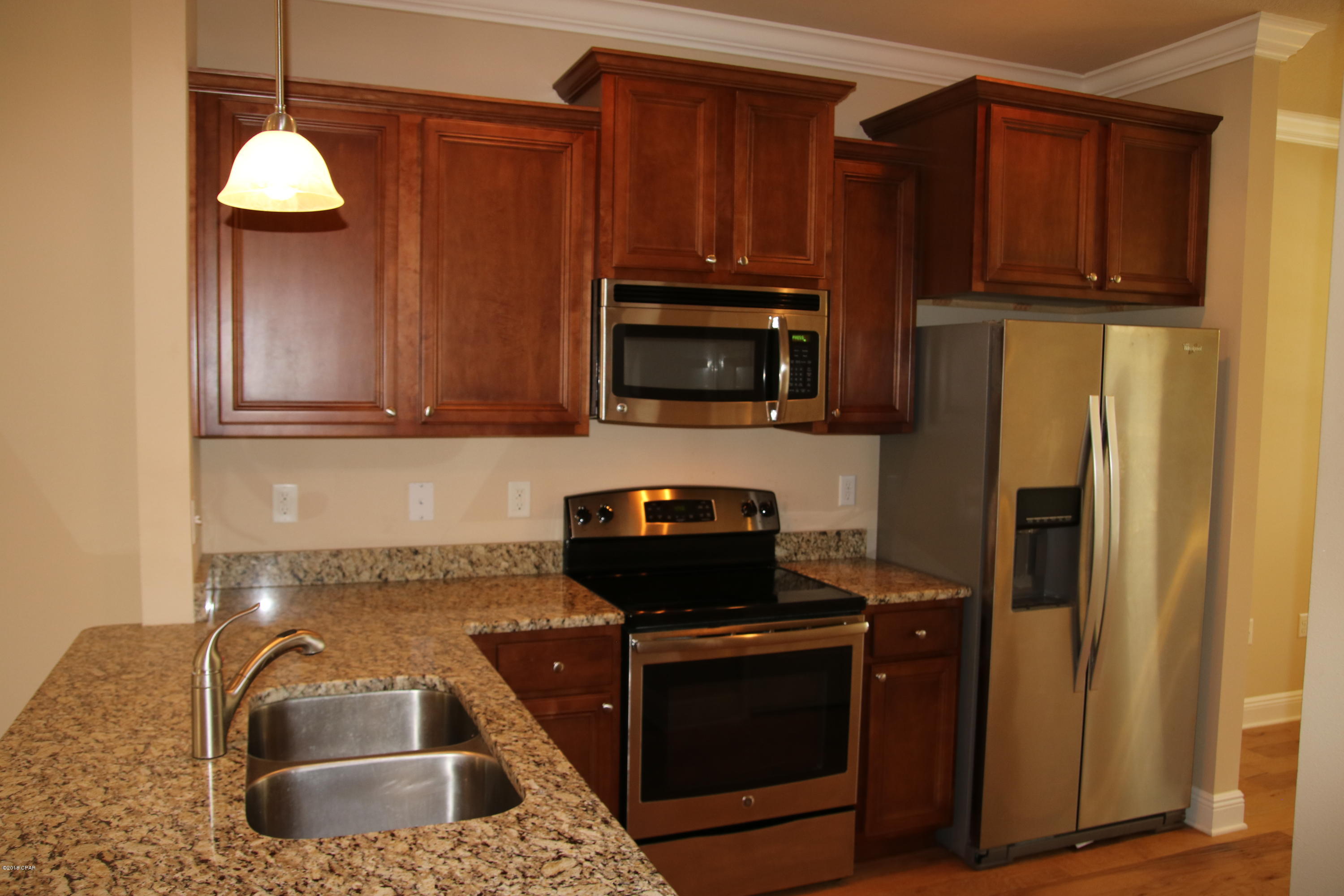 Magnolia Bay Club - Residential