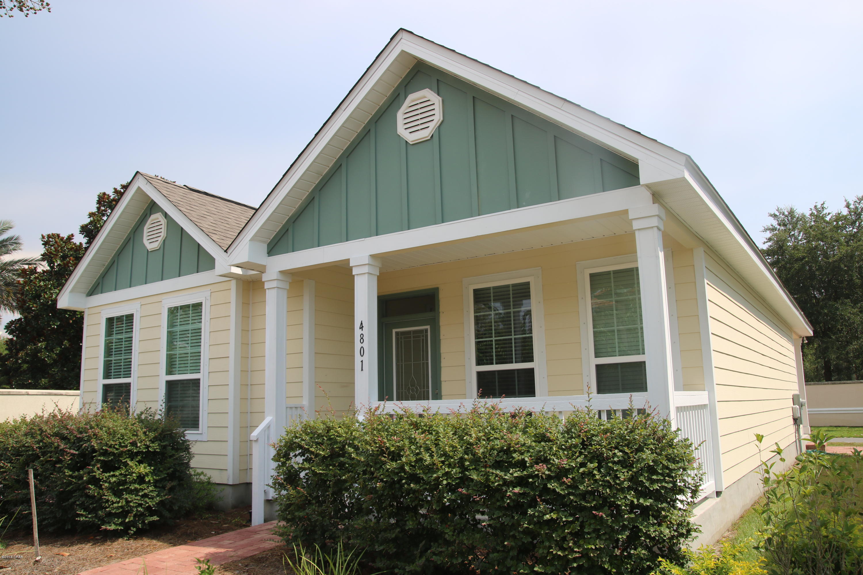 Magnolia Bay Club - Residential