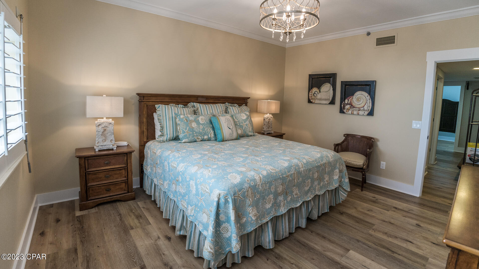 Summerwinds Condo - Residential