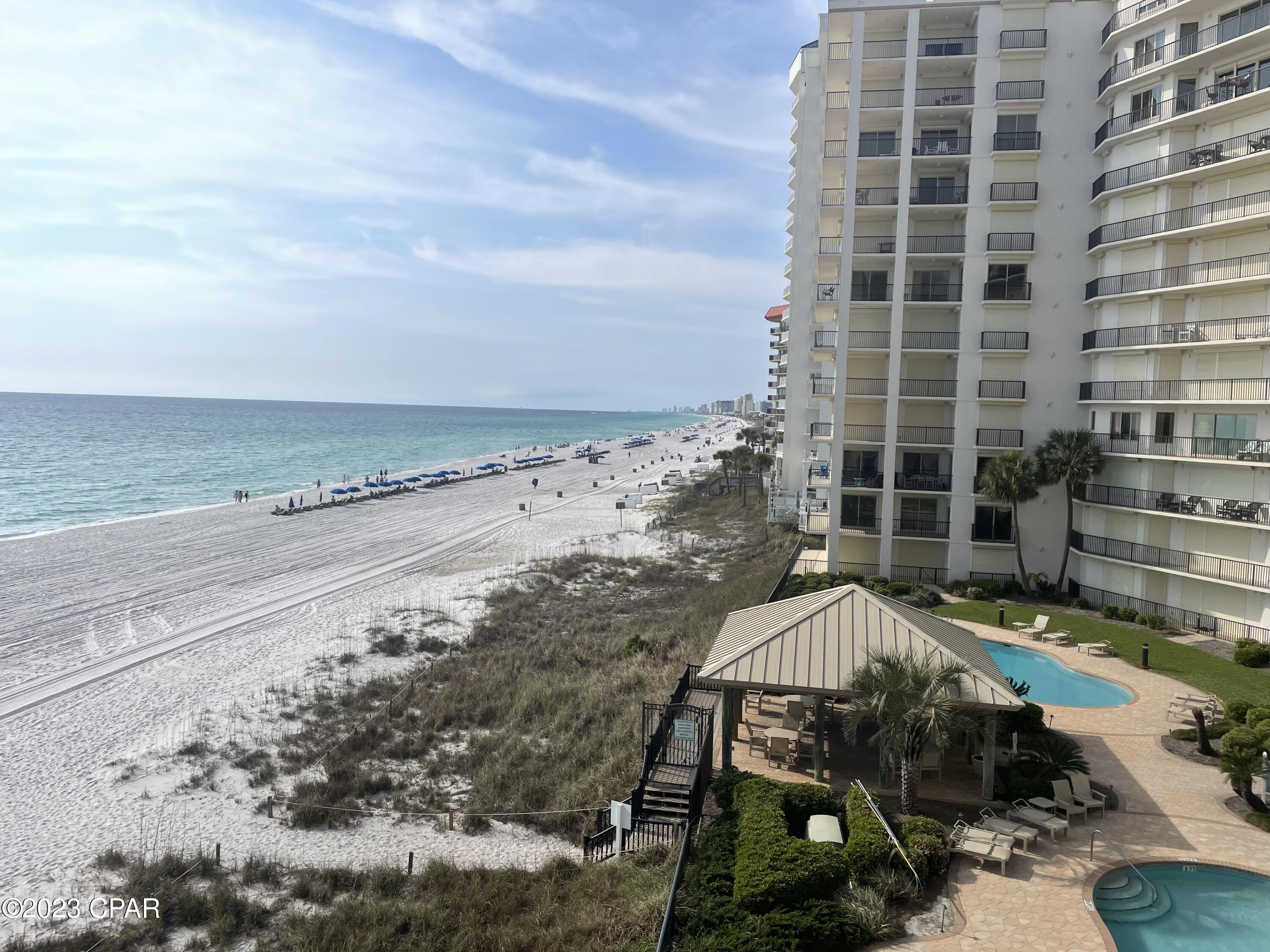 Summerwinds Condo - Residential