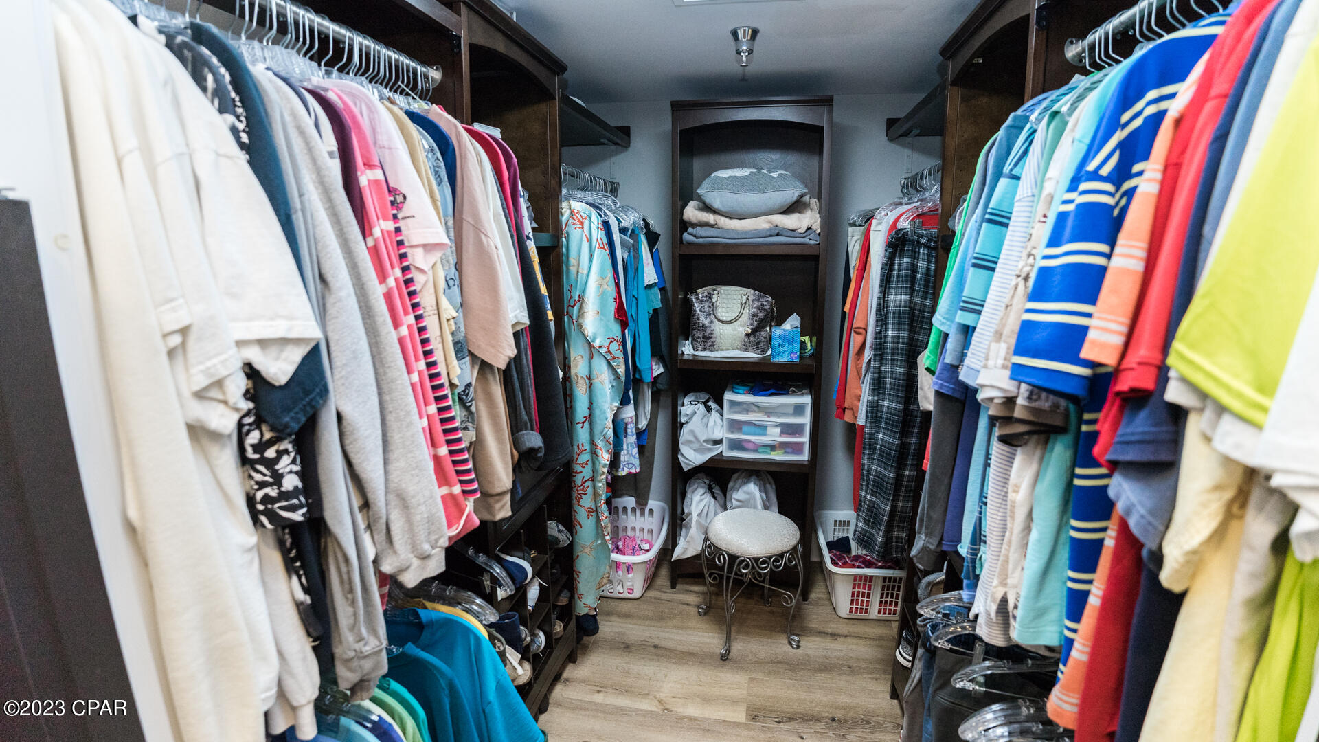 Summerwinds Condo - Residential