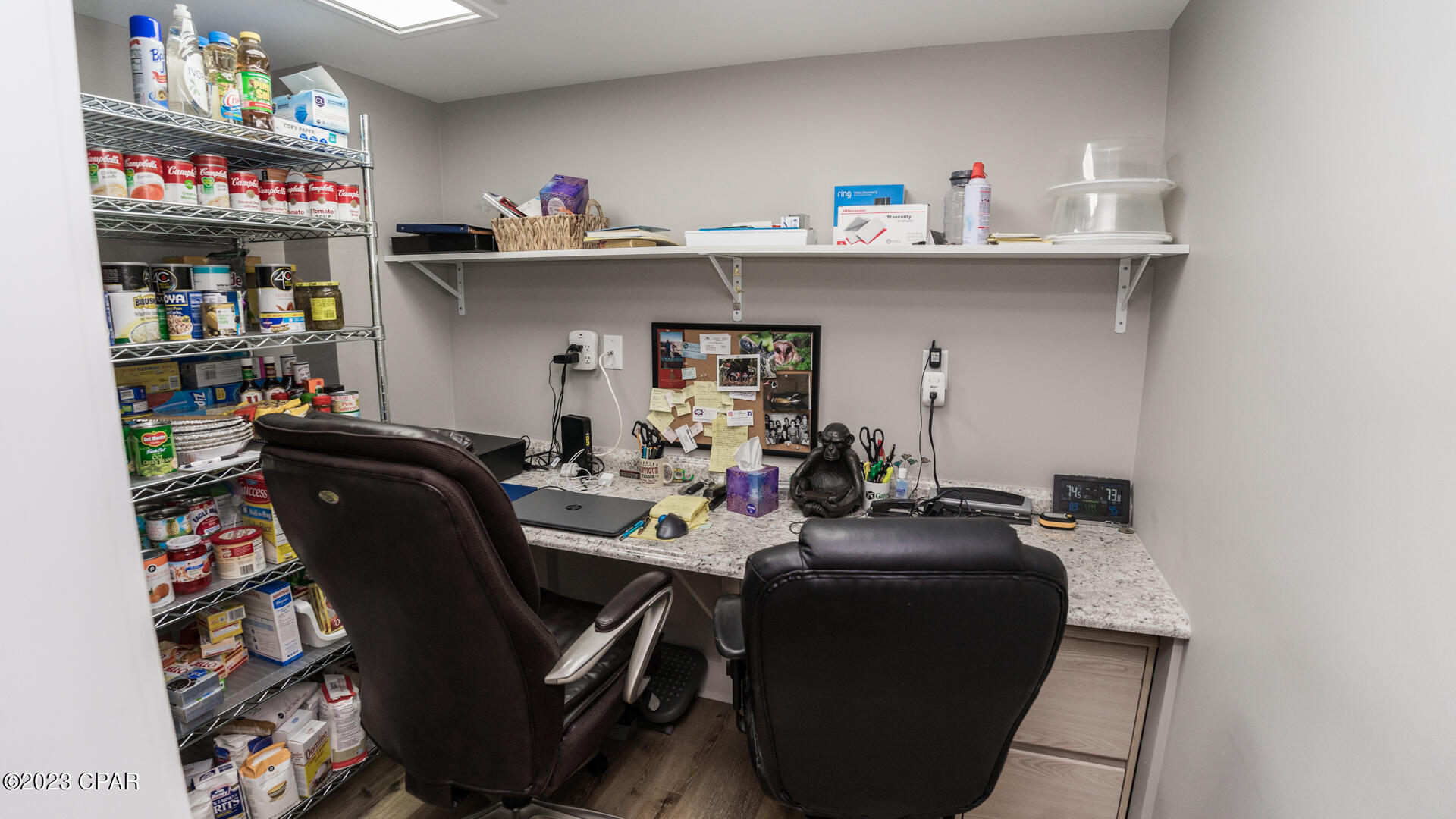 Summerwinds Condo - Residential