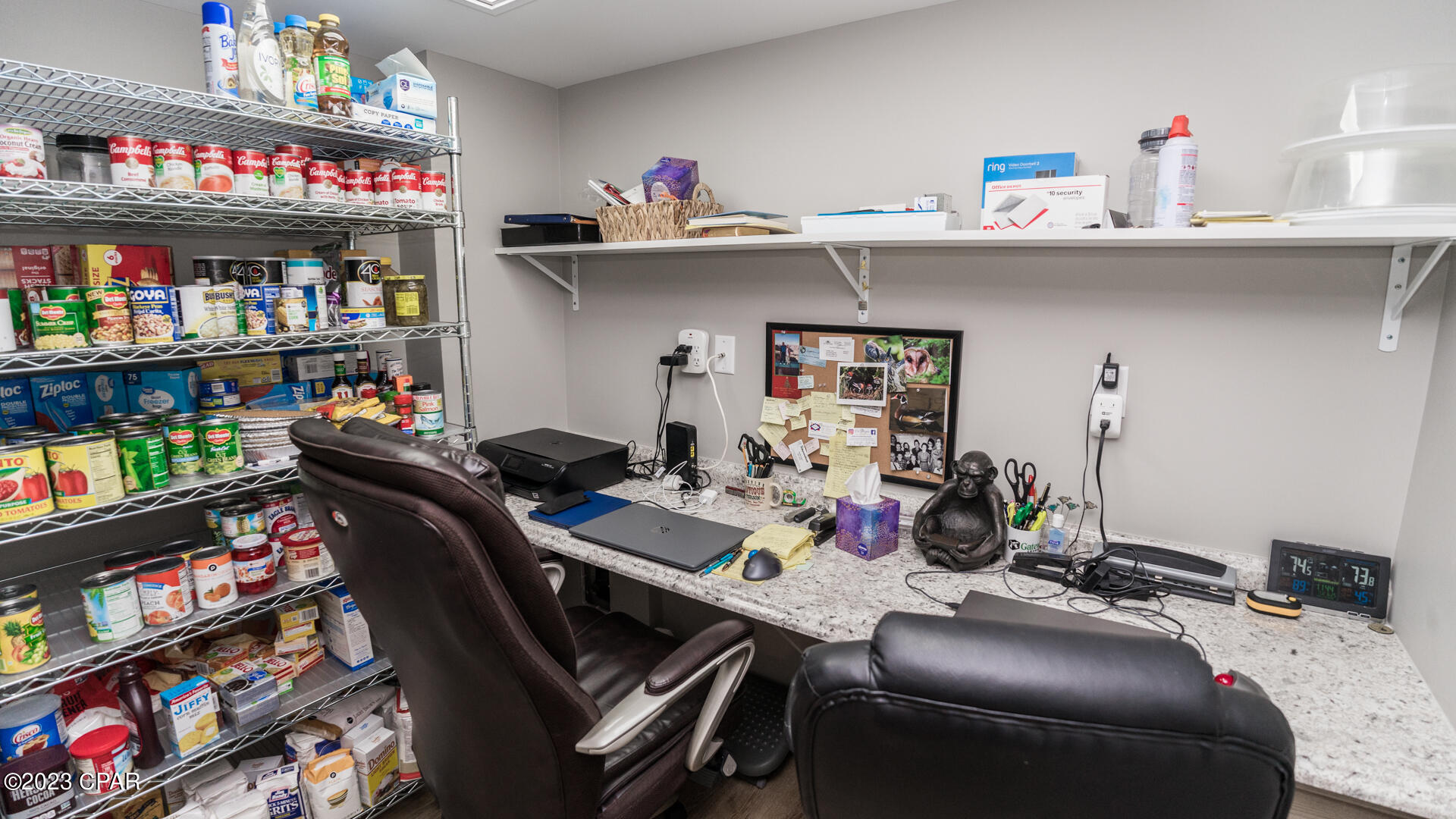 Summerwinds Condo - Residential