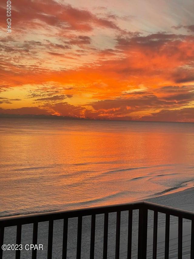 Summerwinds Condo - Residential