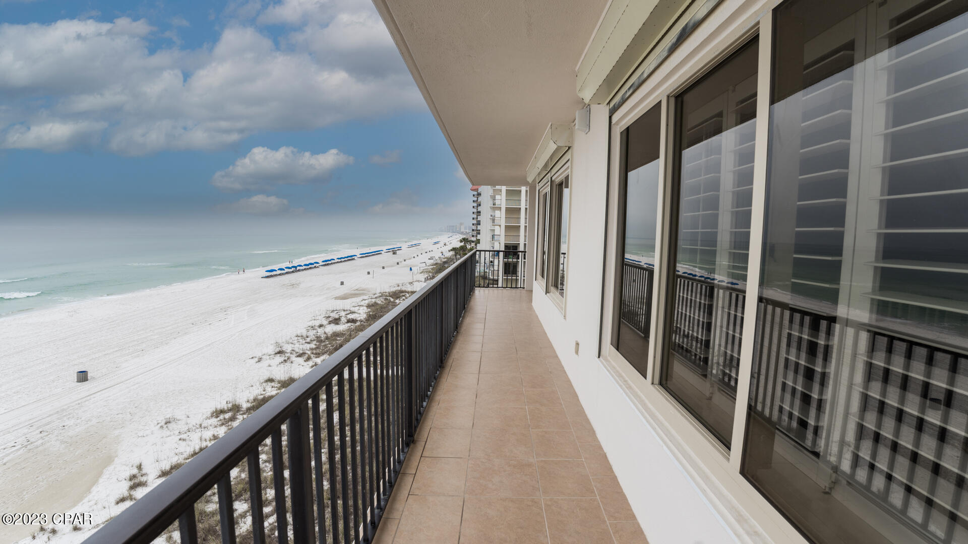 Summerwinds Condo - Residential