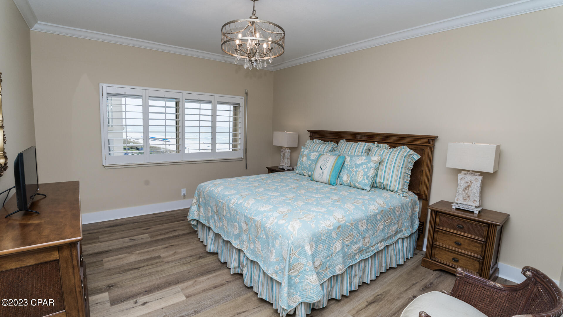 Summerwinds Condo - Residential