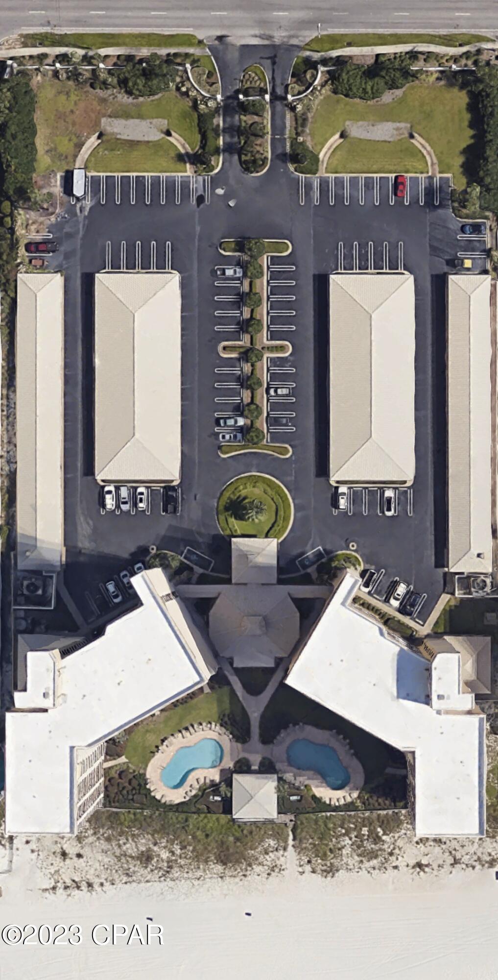 Summerwinds Condo - Residential