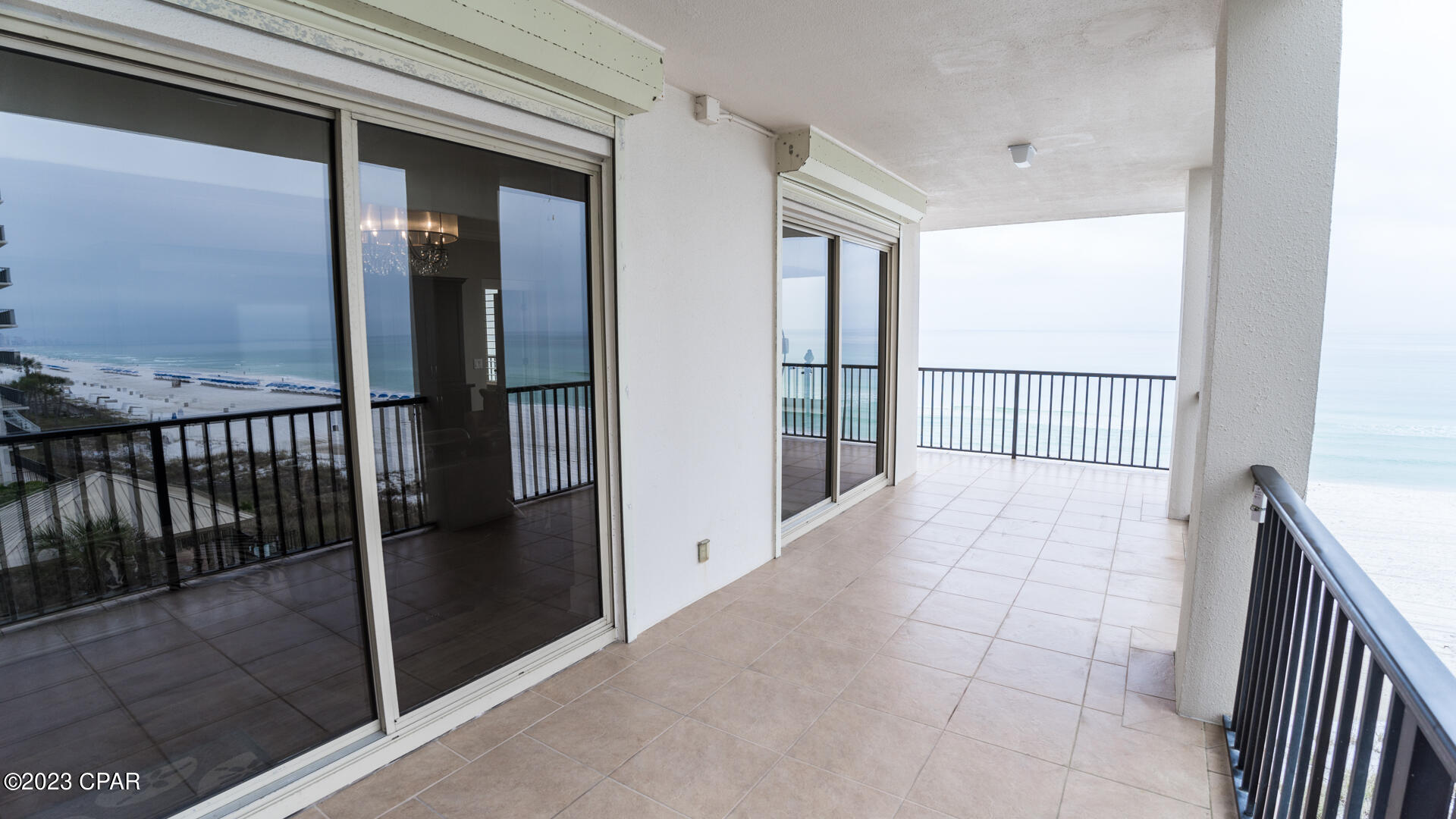 Summerwinds Condo - Residential