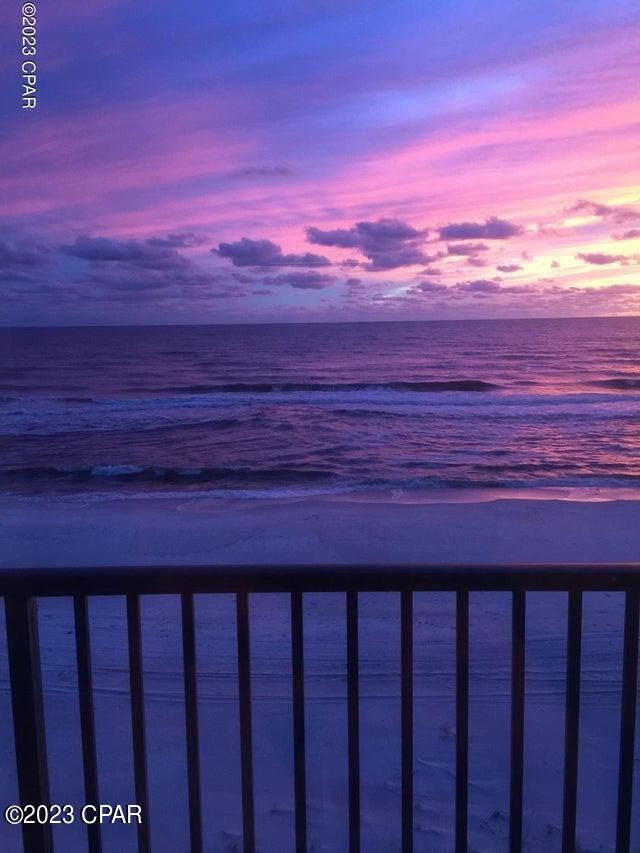 Summerwinds Condo - Residential