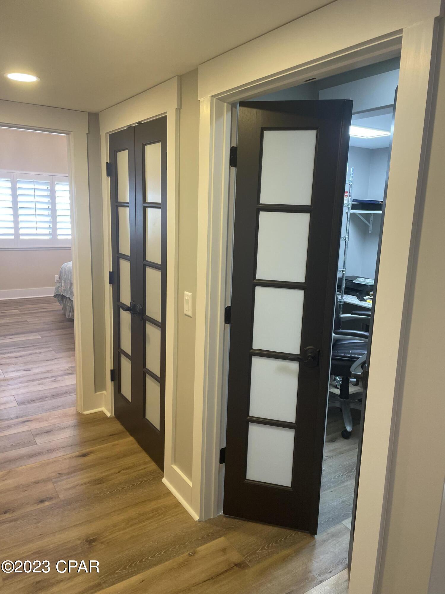 Summerwinds Condo - Residential