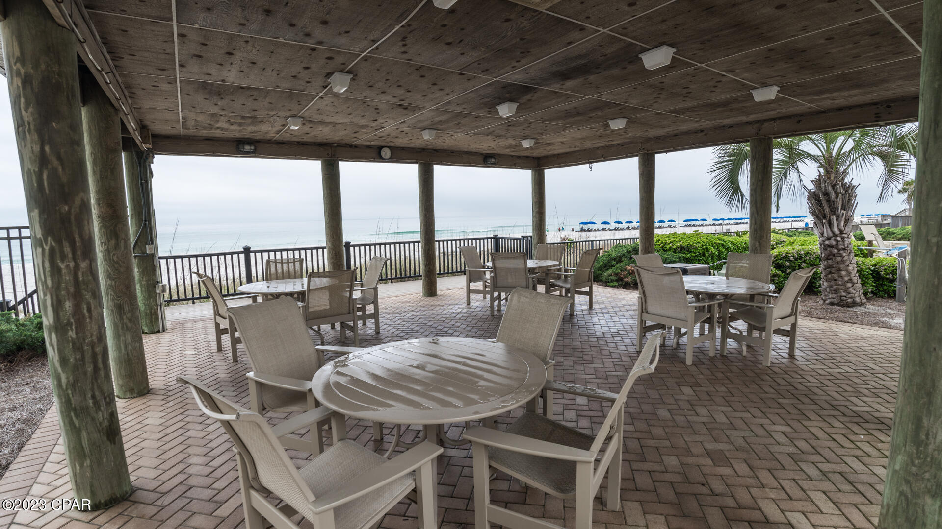 Summerwinds Condo - Residential