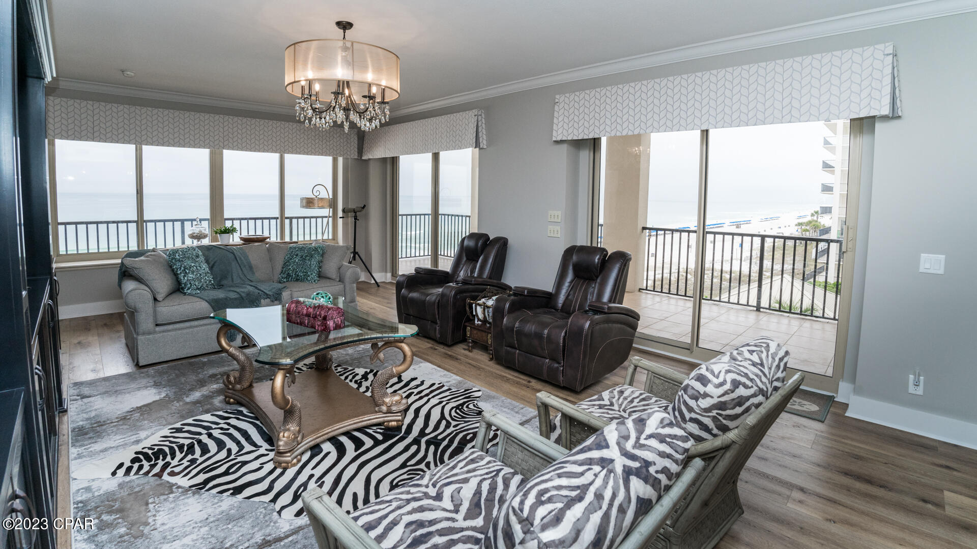 Summerwinds Condo - Residential