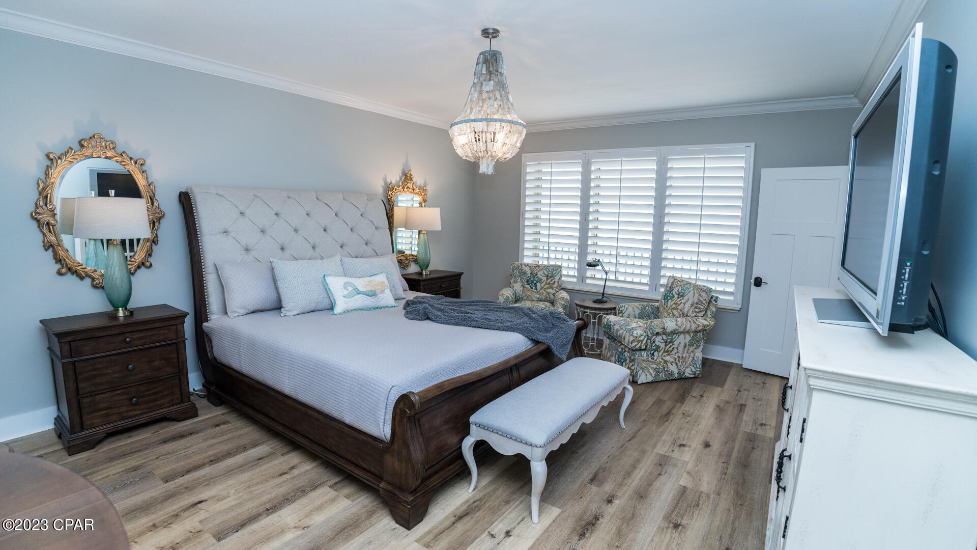 Summerwinds Condo - Residential